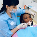zawód na d - dentysta