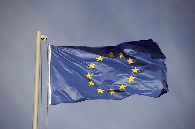 ile gwiazdek ma flaga UE
